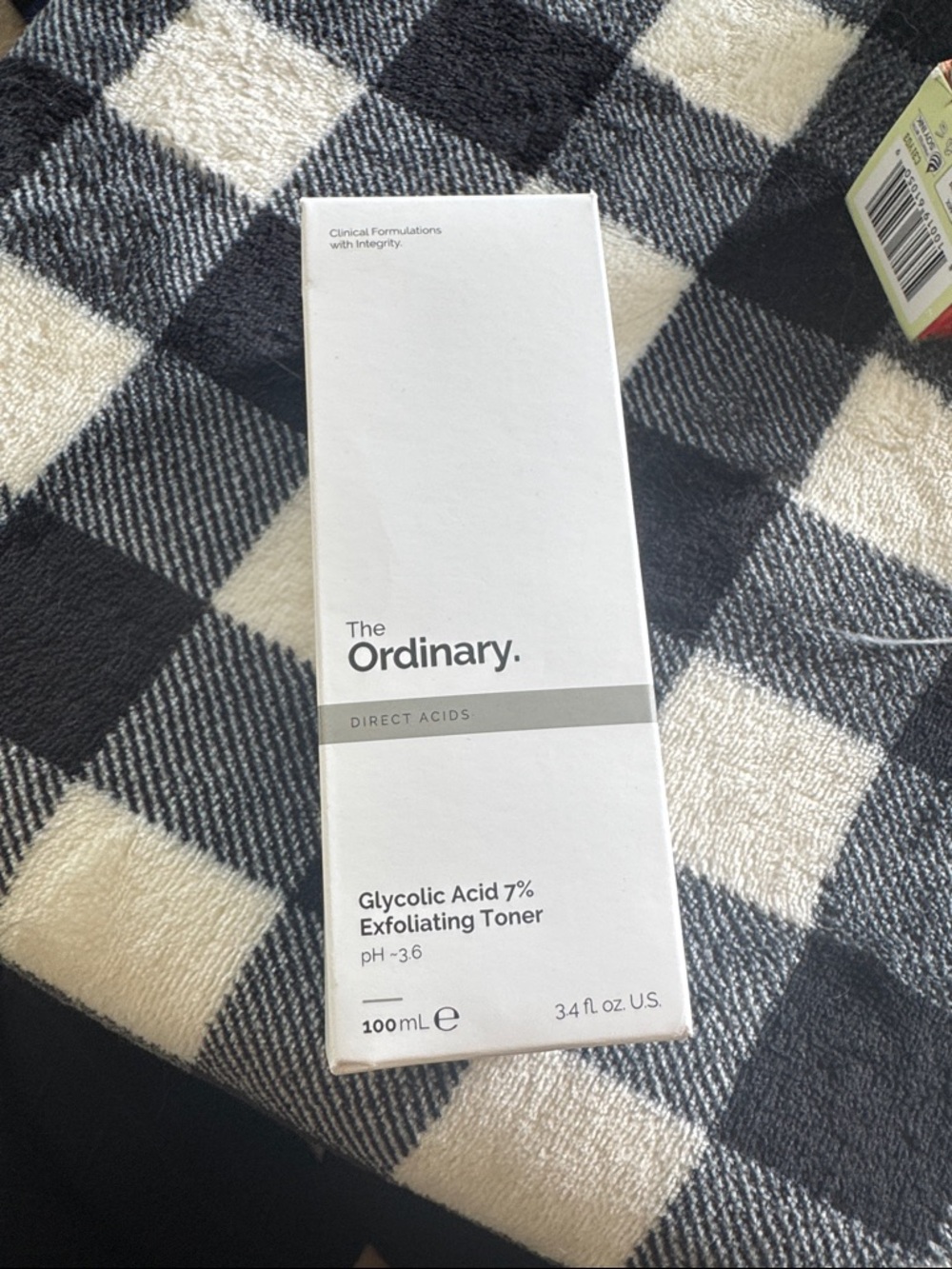 The Ordinary Glycolic Acid 7% Exfoliating Toner - White